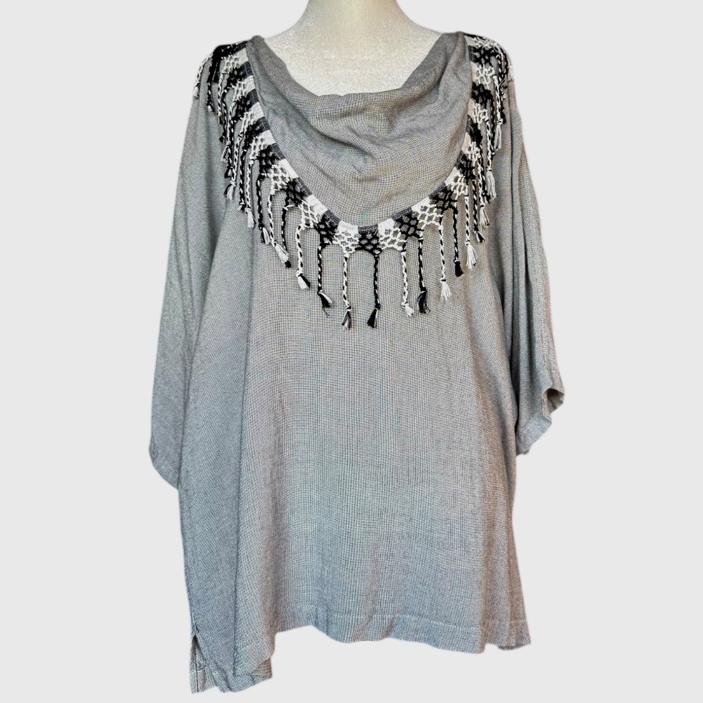John Mark Black and‎ White Fringe Blouse Top Sz XL